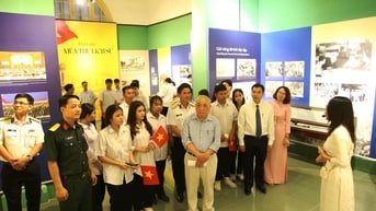 Tái hiện bản hùng ca Độc lập