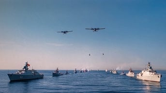 'Mắt thần trên biển', thủy phi cơ DHC-6 tham gia diễu binh