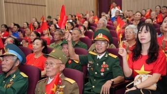 Niềm vui Ngày Tết Độc lập ở ngoại thành Hà Nội
