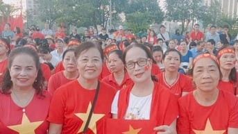 Tổ quốc trong tim mỗi người dân Việt
