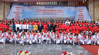 Quảng Ninh dành sự quan tâm đặc biệt cho giáo dục