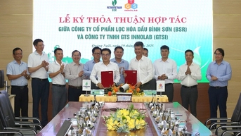 Lọc hóa dầu Bình Sơn ký kết hợp tác tái chế và sản xuất nhiên liệu bền vững