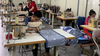 Mở 'cánh cửa' việc làm cho người khuyết tật