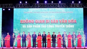 Trung tâm Văn hoá tỉnh Ninh Bình tham gia Triển lãm “Không gian Di sản Văn hoá và sản phẩm thủ công truyền thống” năm 2023.