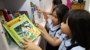 Mô hình '8 năm không thu quỹ phụ huynh' của trường cấp 2 tại TP.HCM, các trường khác làm được không?