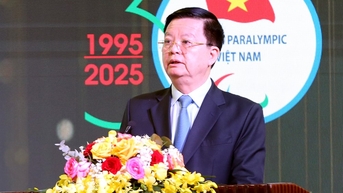 일어나기 위한 결의와 열망의 여정