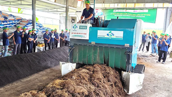 Hơn 200 nông dân được cập nhật thông tin, kiến thức về trồng nấm rơm