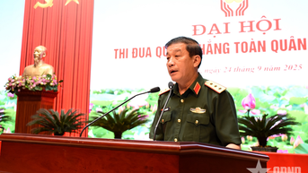 Truong Thien To 중장은 제11차 군사적 승리를 위한 대회의 총연습을 주재했습니다.