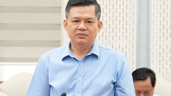 អនុប្រធានគណៈកម្មាធិការប្រជាជនខេត្ត An Giang លាលែងពីតំណែងតាមឆន្ទៈ