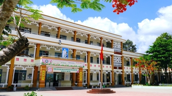 Dong Thap ស្នើ​វិនិយោគ​ជាង​២.០៩៧​ពាន់​លាន​ដុង​ក្នុង​សាលា​៤២​ក្នុង​ឃុំ​ព្រំដែន​ចំនួន​៦