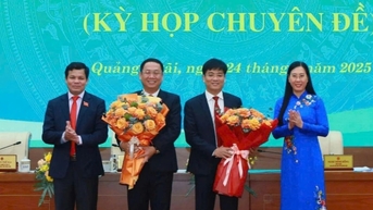 លេខាធិការ​ឃុំ​ចំនួន​ពីរ​រូប​ត្រូវ​បាន​បោះឆ្នោត​ជ្រើសរើស​ឲ្យ​កាន់​តំណែង​ជា​អនុប្រធាន​ខេត្ត។