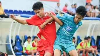 វគ្គផ្តាច់ព្រ័ត្រជាតិ U17៖ Nam Dinh និង Hanoi 'សមរភូមិ'