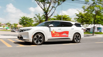 VF 9 - Xe điện Việt nâng chuẩn “xe chủ tịch”, luxury nhưng không “đốt ví”