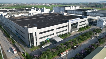 Lens Vietnam ជ្រើសរើសបុគ្គលិកគ្មានជំនាញចំនួន 10,000 នាក់។