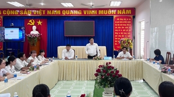 Mỹ Thới triển khai thanh toán không dùng tiền mặt