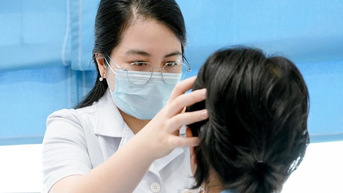Biến chứng nguy hiểm từ việc tẩy nốt ruồi tại cơ sở thẩm mỹ không giấy phép