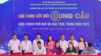 ការផ្សព្វផ្សាយពាណិជ្ជកម្មជាមួយមូលដ្ឋាន