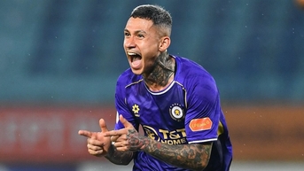 CLB Hà Nội vỡ òa cảm xúc với chiến thắng đầu tiên ở V-League 2025 - 2026