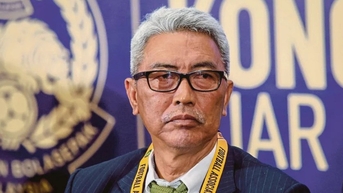Liên đoàn Bóng đá Malaysia nói gì sau khi bị FIFA kết tội gian dối trong trận thắng đội Việt Nam?