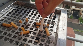 Cơ sở y tế không khói thuốc là yêu cầu bắt buộc