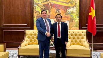 សហរដ្ឋ​អាមេរិក​ចង់​សហការ​ជាមួយ​វៀត​ណាម​ក្នុង​វិស័យ​អវកាស និង​សម្ភារ​ថ្មី។