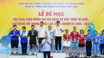 មហោស្រពកីឡាដ៏រំភើប ដើម្បីស្វាគមន៍មហាសន្និបាតលើកទី១ គណៈកម្មាធិការបក្សរណសិរ្សមាតុភូមិ និងអង្គការមជ្ឈិម