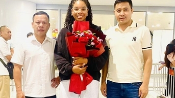 ក្រុមបាល់ទះនារី Thanh Hoa ជ្រើសរើស "អ្នករារាំង" Leah Hardeman