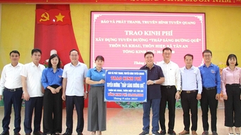 ឧបត្ថម្ភថវិកាសម្រាប់ការសាងសង់ផ្លូវ "បំភ្លឺផ្លូវជនបទ" នៅ Tan An
