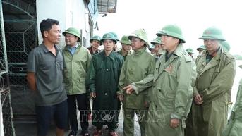 Phó Thủ tướng Trần Hồng Hà kiểm tra công tác ứng phó bão số 10 tại Nghệ An