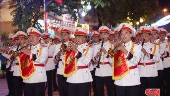 វិថីដើរក្រោមប្រធានបទ "ជំនឿក្រោមទង់បក្សដ៏រុងរឿង"