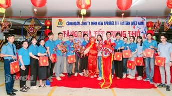 Vui Tết Trung thu cùng hàng ngàn đoàn viên và con công nhân lao động
