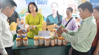 មហោស្រពទេសចរណ៍ និងពាណិជ្ជកម្មខេត្តអានយ៉ាង៖ ផ្សព្វផ្សាយម្ហូបក្នុងស្រុក