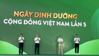 អាហារូបត្ថម្ភគឺជាមូលដ្ឋានគ្រឹះសម្រាប់ការអភិវឌ្ឍន៍កម្ពស់ ភាពវៃឆ្លាត និងសុខភាពរបស់មនុស្សម្នាក់ៗ។