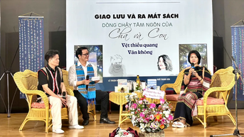 កិច្ចប្រជុំពិសេសពី "លំហូរនៃគំនិតរវាងឪពុកនិងកូនប្រុស"