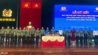 សហជីពសន្តិសុខសាធារណៈរបស់ប្រជាជន និងសហព័ន្ធការងារខេត្តបានចុះហត្ថលេខាលើបទប្បញ្ញត្តិស្តីពីការសម្របសម្រួលសកម្មភាព។