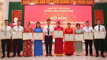 Biểu dương 22 điển hình tiên tiến trong phong trào thi đua yêu nước