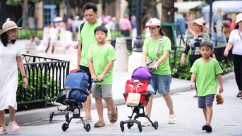 Hỗ trợ 5 triệu đồng cho phụ nữ sinh đủ 2 con trước 35 tuổi: Vui nhiều, băn khoăn cũng có