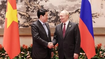 [Ảnh] Chủ tịch nước Lương Cường hội kiến Tổng thống Nga Vladimir Putin