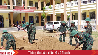 បញ្ជាការដ្ឋានយោធាខេត្ត Thanh Hoa គាំទ្រឃុំ Yen Nhan ជំនះផលវិបាកដោយព្យុះលេខ ៥