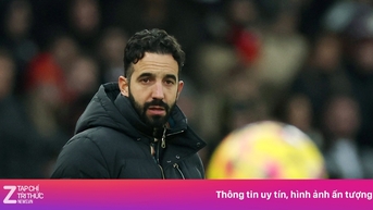 Amorim đáp trả chỉ trích của Ronaldo về Man United