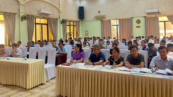 Gần 150 cán bộ cơ sở được tập huấn rà soát hộ nghèo, cận nghèo năm 2025 - Báo Cao Bằng điện tử