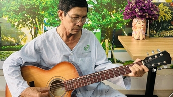 'ឱសថ' ខាងវិញ្ញាណពីសៀវភៅ តន្ត្រី និងអុក ជួយអ្នកជំងឺមហារីកកាន់តែមានសុទិដ្ឋិនិយម