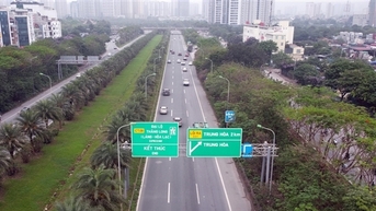 Đề xuất cấm xe tải chạy ở làn tốc độ cao nhất Đại lộ Thăng Long và đường Võ Nguyên Giáp