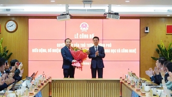Bộ KH&CN công bố Quyết định của Thủ tướng điều động, bổ nhiệm Thứ trưởng Thường trực