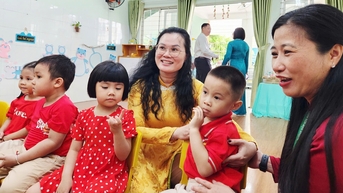 តើ​សាលា​មត្តេយ្យ​ទីក្រុង​ហូជីមិញ​ដែល​ទើប​តែ​ទទួល​បាន​មេដាយ​ការងារ​ថ្នាក់​ទី​៣ មាន​អ្វី​ពិសេស?