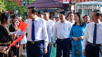 "វិទ្យាល័យ Viet Bac Highland ត្រូវចាត់ទុកការសិក្សាជាអាទិភាពកំពូល"
