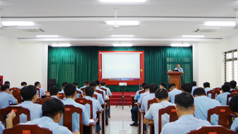 សាលាមន្រ្តីកងទ័ពអាកាស លើកកម្ពស់ការផ្លាស់ប្តូរឌីជីថល ធ្វើឱ្យការអប់រំឌីជីថលពេញនិយម