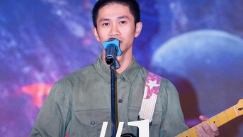 "이보다 더 아름다울 수 있을까" - 새로운 얼굴의 예상치 못한 인상
