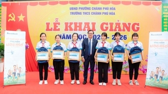 Sacombank "ươm nầm cho những ước mơ" - chung tay vun đắp thế hệ trẻ