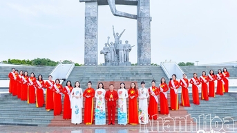 Các thí sinh sẵn sàng cho đêm chung kết cuộc thi Hoa hậu Doanh nhân Hương sắc Việt Nam 2025